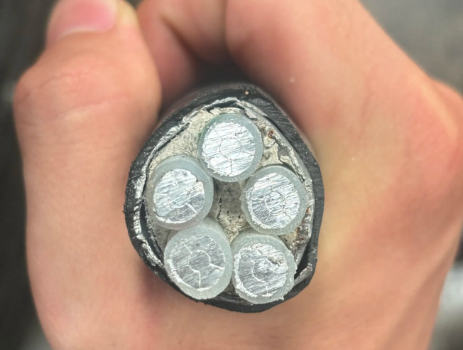 江西YJLV电缆使用寿命关键因素